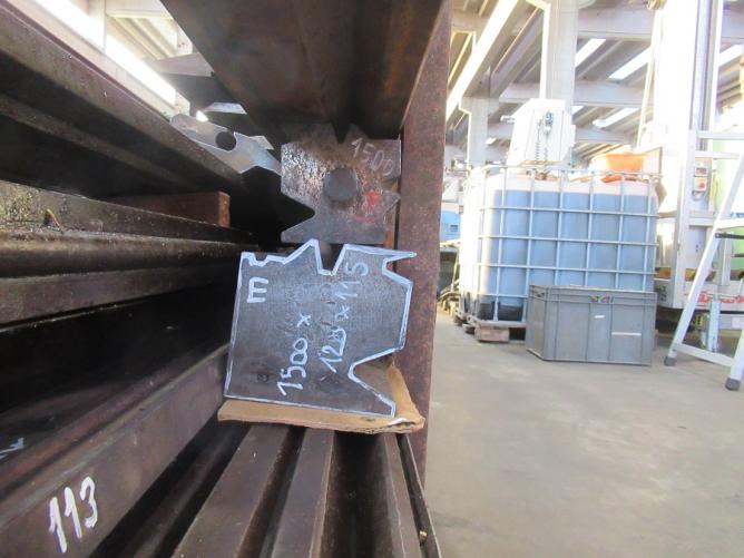 PRISMI E LAME PRESS BRAKE DIES